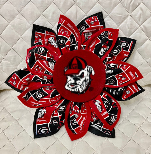 Falcon Wreath with Red Center