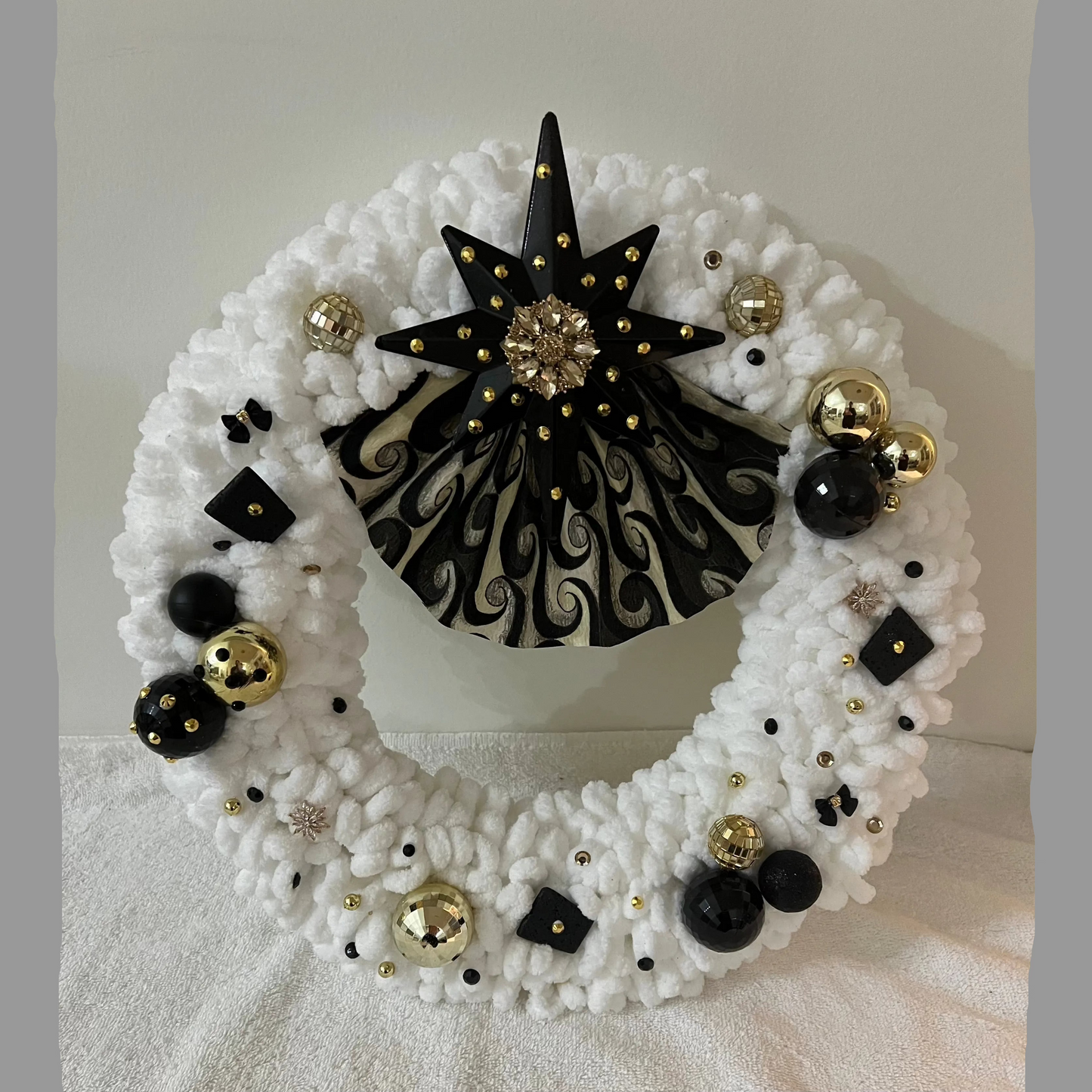 White Gold Swirl Wreath